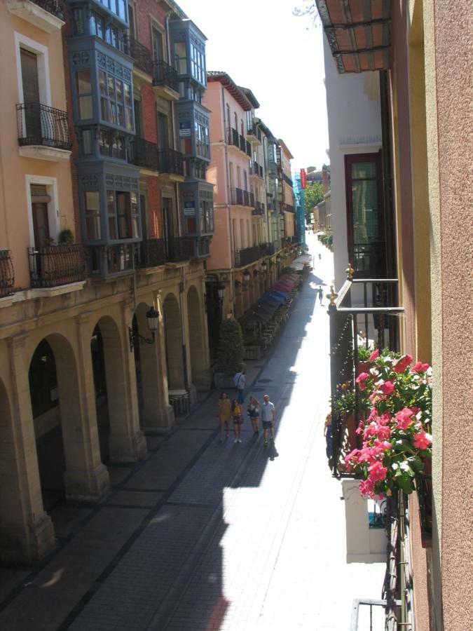Apartamento Corazon De Portales Logroño Eksteriør bilde